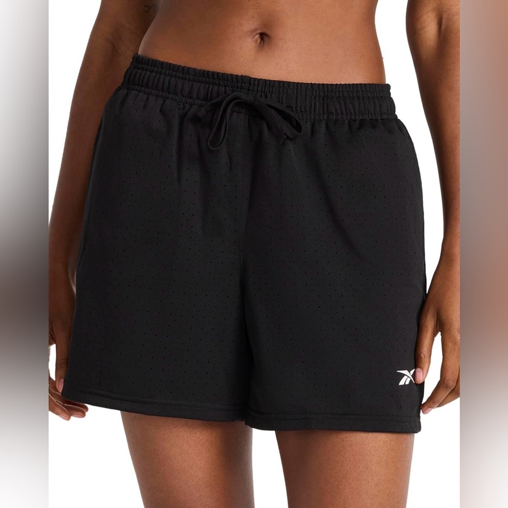 Reebok Women's Black Performance Shorts New With Tags